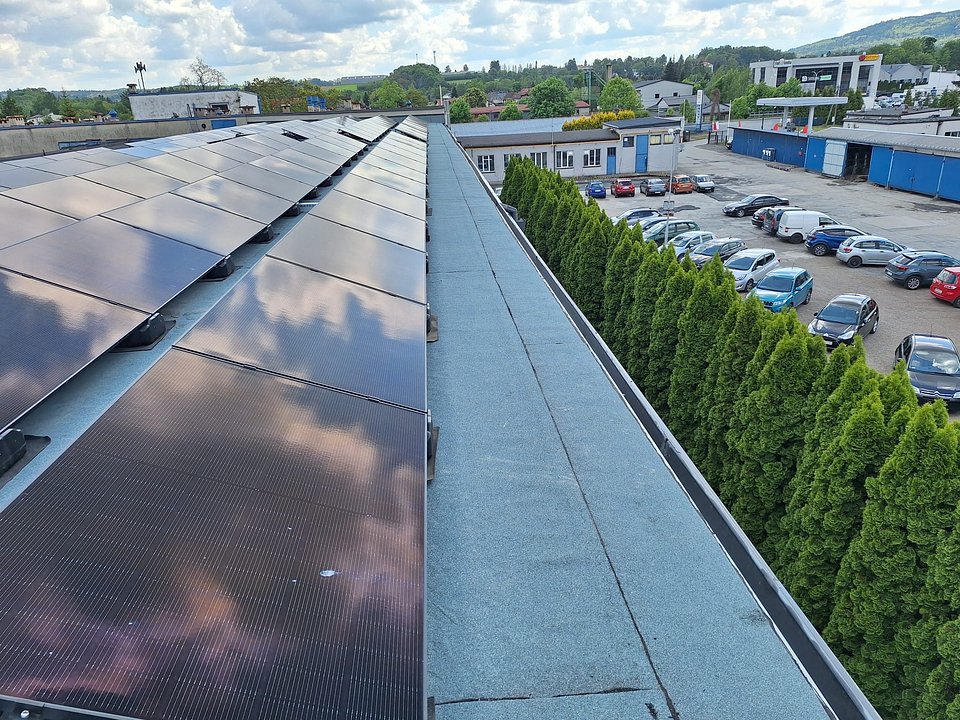 Cyfrowy model w&nbsp;służbie optymalizacji. Jak hub4industry pomógł firmie Pionier usprawnić logistykę wewnętrzną?